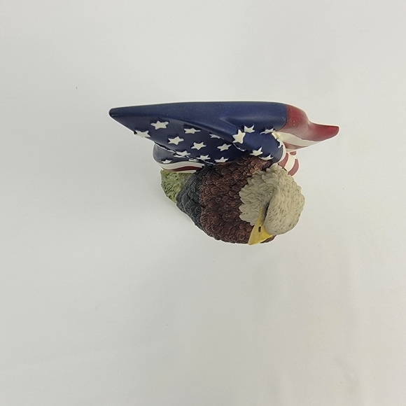 Bald Eagle 1999USA Flag American Statue  Hanging Realistic Life Symbols Ceramic - Picture 5 of 8